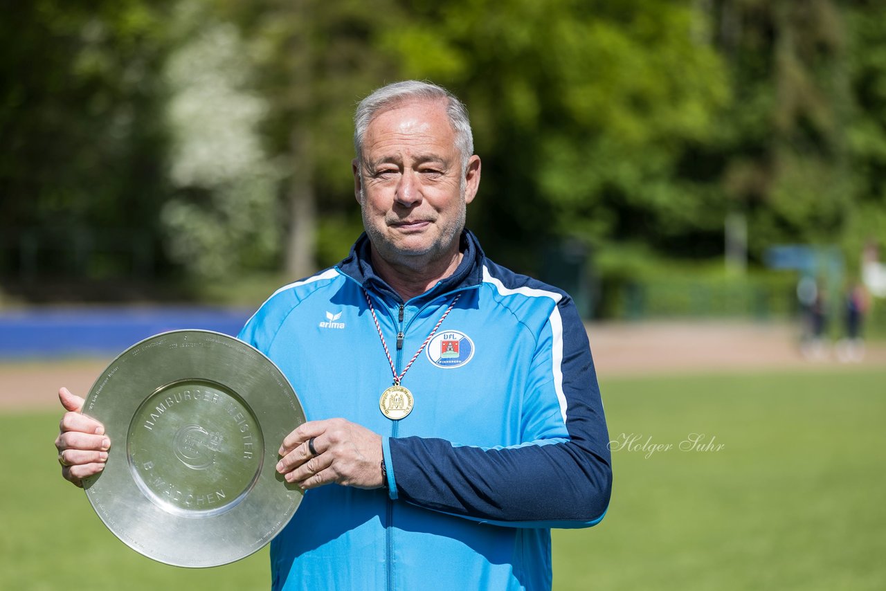 Bild 323 - wBJ Pinneberg Hamburger Meister Siegerehrung
